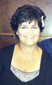 Local florist sends flowers to health care workers with every order in May