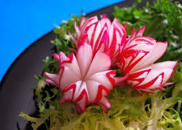 Gemuse Schnitzen Anleitungen Und Ideen Fur Anfanger Obst Schnitzarbeiten Gemuseschnitzen Und Essen Schnitzen