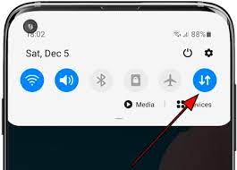 Features 4.0″ display, snapdragon s4 plus chipset, 5 mp primary camera, 1.3 mp front camera, 1800 mah battery, 8 … How To Share The Internet With A Samsung Galaxy Stratosphere Ii I415