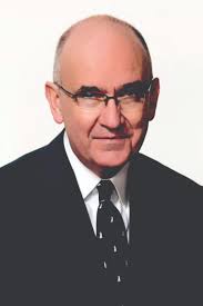 Pittsburgh Theological Seminary names David V. Esterline as its next  president