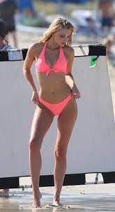 Jul 02, 2021 · july 2nd, 2021 01:48 pm. Elsa Hosk Prefer Legs January Night Out Looks Inspired By Celebrity It Girls Fashion