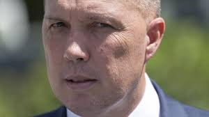 Crack unit to ward off spy attacks