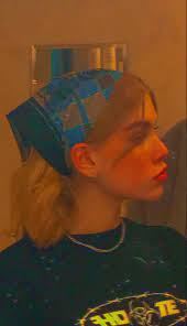 Pin By Nella On Hair Indie Hair Indie Hairstyle Aesthetic Hair