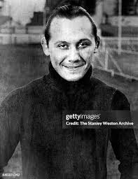 36,850 Flyweight Photos & High Res Pictures