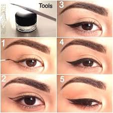 The gel eyeliner in fact are sold without brush in a glass jar, a brush for the application you will need to purchase separately choosing the one best suited to the type of line you want to achieve. Winged Eyeliner Pictorial Eye Makeup Eye Make Up Natural Eye Makeup