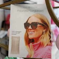 NEW addition to the store!! Mary Square Sunglasses ($32) So many styles to  choose from! 🕶️☀️