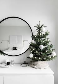 Christmas In The Bedroom Homey Oh My Christmas Apartment Christmas Decorations Apartment Minimalist Christmas Tree