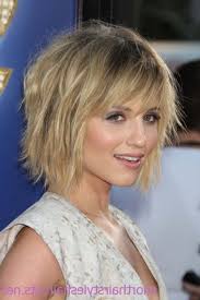Pair your short curly hair with curly bangs to reveal your lovely texture. Pin On Projects To Try