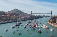 Mi pueblo, Portugalete, el Puente Colgante y la gabarra pasando por el Nervión. Esta foto es un sueño hecho realidad.
