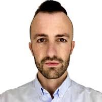 80+ profili “Mike”