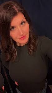 April Cockerham's Instagram, Twitter & Facebook