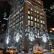 Holiday Lighting At Tiffany Co 3 Credit Mashupny Holiday Lights New York State New York City