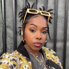 TikTok clicks trade and sharing