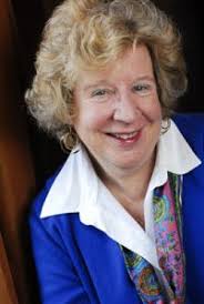 Felicity Wright's Instagram, Twitter & Facebook