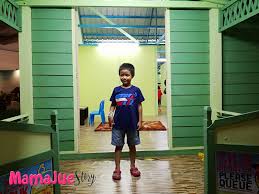 Upin ipin pindah rumah baru , ipin senang ! Mamajue Story