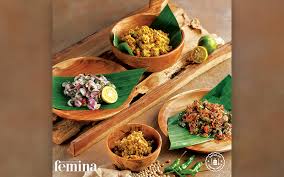 However, other kind of meat such as beef, chicken or seafood might be used as well. Bumbu Dasar Sambal Bali