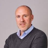 Richard Nathan's Instagram, Twitter & Facebook