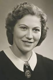 Bilder: Reidun Marie Aune (1913-2014): Innstrandslekt