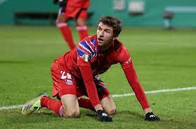 On this page injuries as well as suspensions. Fc Bayern Munchen Positiver Coronatest Thomas Muller Verpasst Klub Wm Finale Fussball Stuttgarter Zeitung