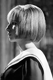 Browse some of the long angled bob hairstyles and take your pick! Vogue S Pick Of The 25 Best Bob Hairstyles Of All Time Vogue Paris