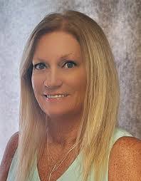 Tammie Benton's Instagram, Twitter & Facebook