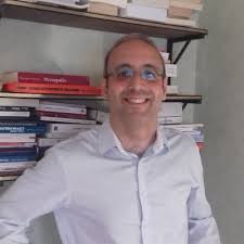 Après avoir abattu ses deux collègues, le tueur présumé, licencié. Fouad Raoui On Twitter Le Tueur Des Cevennes Est 1 Survivaliste D Extreme Droite C Est Le 2 Eme En 6 Mois Qui Fait 1 Tuerie Nos Services De Renseignements Doivent Serieusement S Interesser A