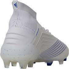 For the predator 19.1, adidas didn't put much effort into refreshing the iconic silo. Adidas Herren Predator 19 1 Fg Fussballschuhe Weiss