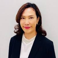 Gina Catania's Instagram, Twitter & Facebook