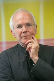 Robert Harvey's Instagram, Twitter & Facebook