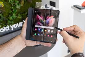 The samsung galaxy z fold 3 will be available in three colors (matte black, green, and silver), with preorders starting today. Oqsuye43m1rqqm