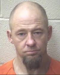 Fugitive man arrested Jan. 11, women charged with harboring