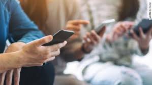 Less than 50 percent of people use. Click Here Now Smartphones May Be Making Us More Impulsive Cnn