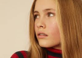 Worksop teenager Harriet lands top modelling contract