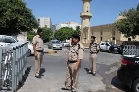 نشرت الجريدة الرسمية قرار الدكتور مصطفى مدبولى، رئيس الوزراء، بحظر التجوال فى عدد من مناطق بشمال سيناء فى المنطقة المحددة شرقا من تل رفح مارا بخط. Ù…Ø¯ÙŠØ±ÙŠØ© Ø£Ù…Ù† Ø·Ø±Ø§Ø¨Ù„Ø³ ØªØªØ§Ø¨Ø¹ Ù…Ø¯Ù‰ Ø§Ù„Ø¥Ù„ØªØ²Ø§Ù… Ø¨ØªØ·Ø¨ÙŠÙ‚ Ù‚Ø±Ø§Ø± Ø§Ù„Ø­Ø¸Ø± Ø§Ù„ÙƒÙ„ÙŠ Ù‚Ù†Ø§Ø© 218