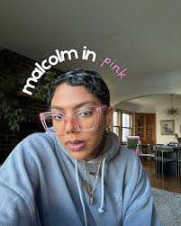 a new season calls for new @zeelool frames 👓 #zeeloolcircle