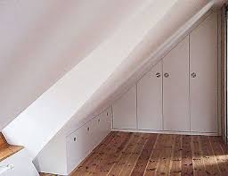 Tischlerei Boege Einbauschrank In Dachschrage Kleiderschrank Fur Dachschrage Einbauschrank Dachboden Schlafzimmer Ideen