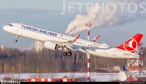 A united airlines flight suffered a fiery engine failure saturday shortly after taking off from denver on its way to hawaii, dropping massive debris on a residential area before a safe emergency landing, officials said. Wdtpr67zeyn 4m