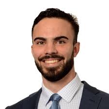 I'm excited to share I've been promoted to Senior Campus Recruiter at  Elliott Davis!