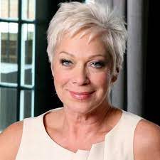 The actress explained that getting engaged got her thinking about losing weight and eating more healthily. Denise Welch Contacts Police After Being Trolled On Twitter Chronicle Live