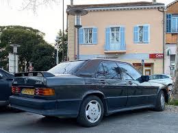 Huiledecannes On Instagram Une Des Premieres Merco En Survet 190e 2 3 16 Avec Son Moteur Booste Par Cosw Mercedes Benz Classic Mercedes Benz Cars Benz Car