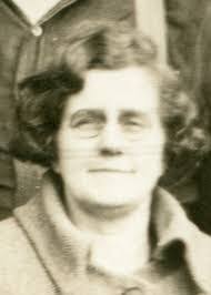 Daisy Meyers's Instagram, Twitter & Facebook