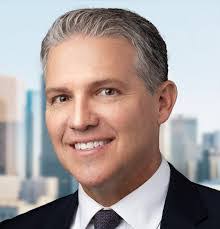 Derek Whelan's Instagram, Twitter & Facebook