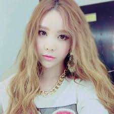 Qri's zodiac sign is sagittarius (birth date: Qri Wiki K Pop Amino