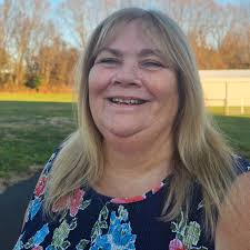 Meet the MSD Staff! 💗🖤❤️⠀⠀⠀⠀⠀⠀⠀⠀⠀ ⠀⠀⠀⠀⠀⠀⠀⠀⠀ Miss Christina