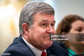 1,273 Mac Warner Photos & High Res Pictures