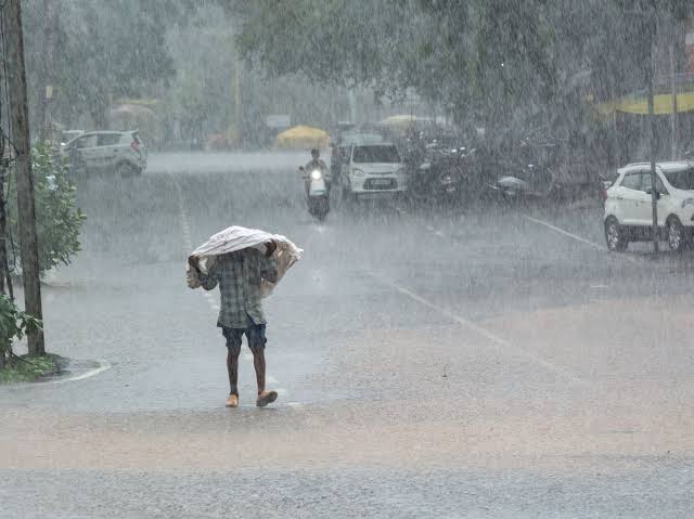 बिहार में मूसलाधार बारिश, औरंगाबाद में पहले ही रिकॉर्ड बारिश