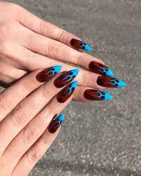 4 396 Likes 50 Comments Nails Art Mariavinails On Instagram Tortoise Shell With Some Blue Flames Inspired By The Nails Blue Nails Flame Nail Art