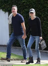 Faris and pratt were married from 2009 to 2017, and finalized their divorce in 2018. Anna Faris Looks Content As She Enjoys A Leisurely Sunday With Beau Michael Barrett In Los Angeles Daily Mail Online