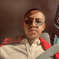 2000+ perfiles de «Seifu»