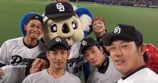 ドアラ 公式ブログ ファンフェスタ gree ドアラ 野球 マスコット 球団マスコット